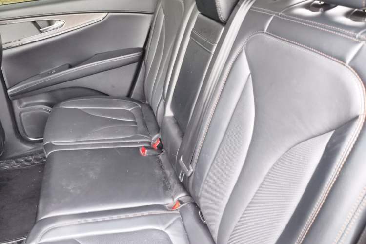Used Lincoln Nautilus 2021 2.0T Four-Wheel Drive Luxury Edition Left Rear Seat