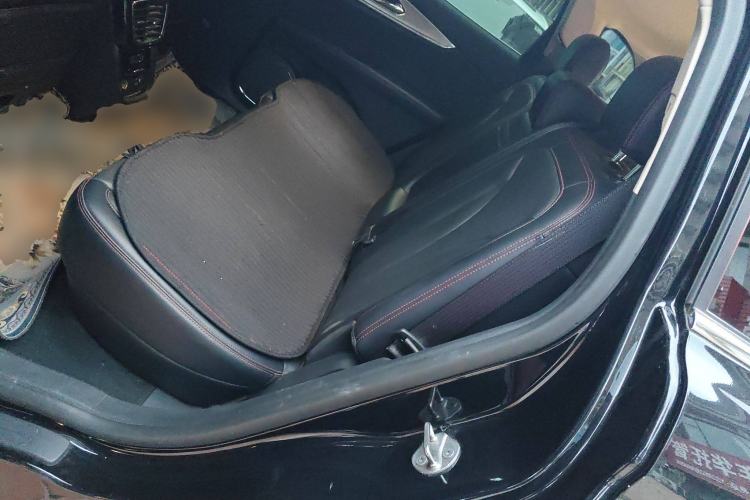 Used Lincoln Nautilus 2021 2.0T Four-Wheel-Drive California Coast Limited Edition Left Rear Seat