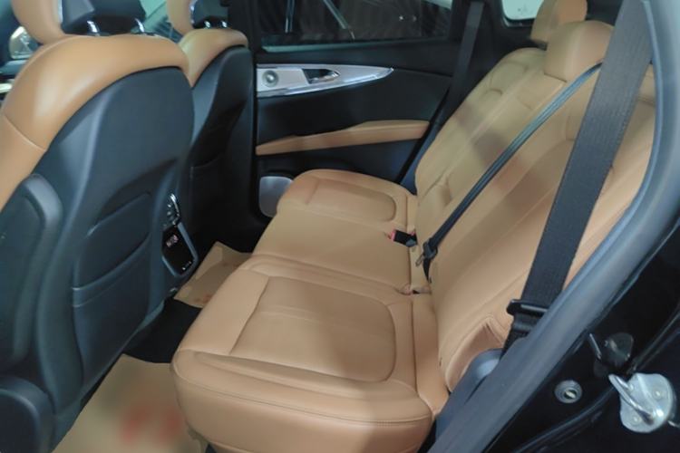 Used Lincoln Nautilus 2021 2.7T Four-Wheel-Drive Presidential Edition Left Rear Seat