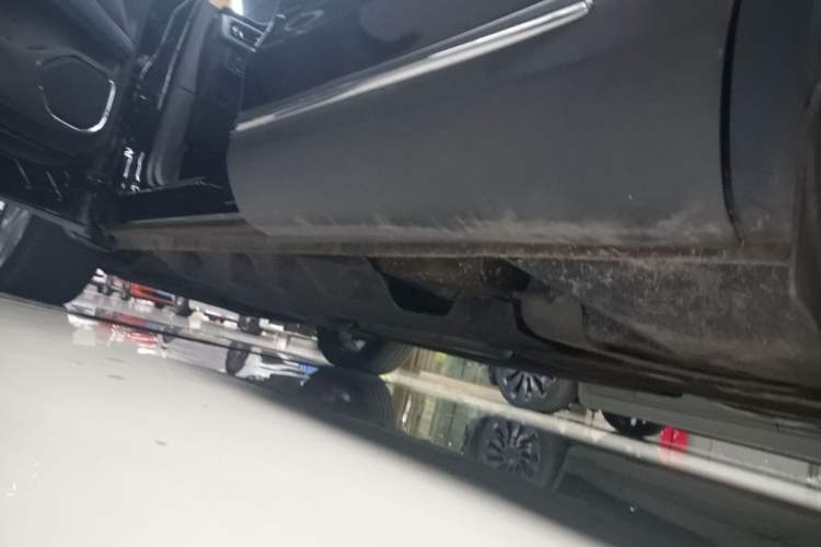 Used Lincoln Nautilus 2021 2.0T Four-Wheel Drive Luxury Edition Left Side Sill