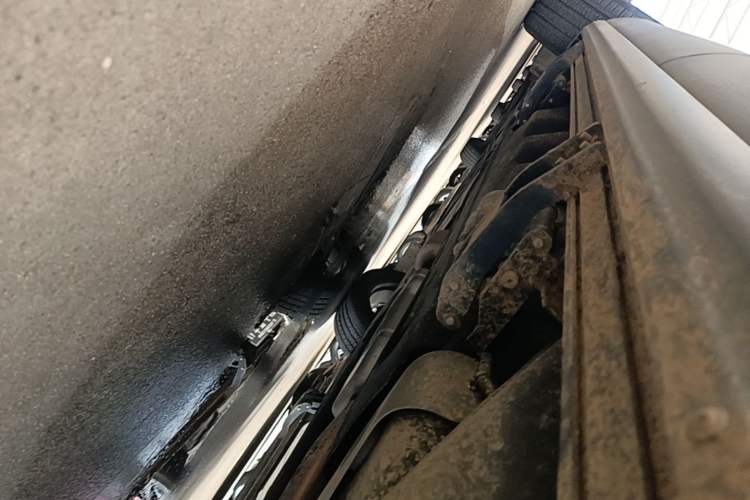Used Lincoln Nautilus 2021 2.0T Four-Wheel Drive Luxury Edition Left Side Sill