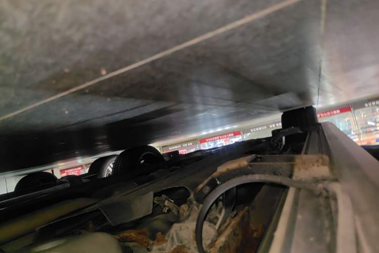 Used Lincoln Nautilus 2021 2.7T Four-Wheel-Drive Presidential Edition Left Side Sill