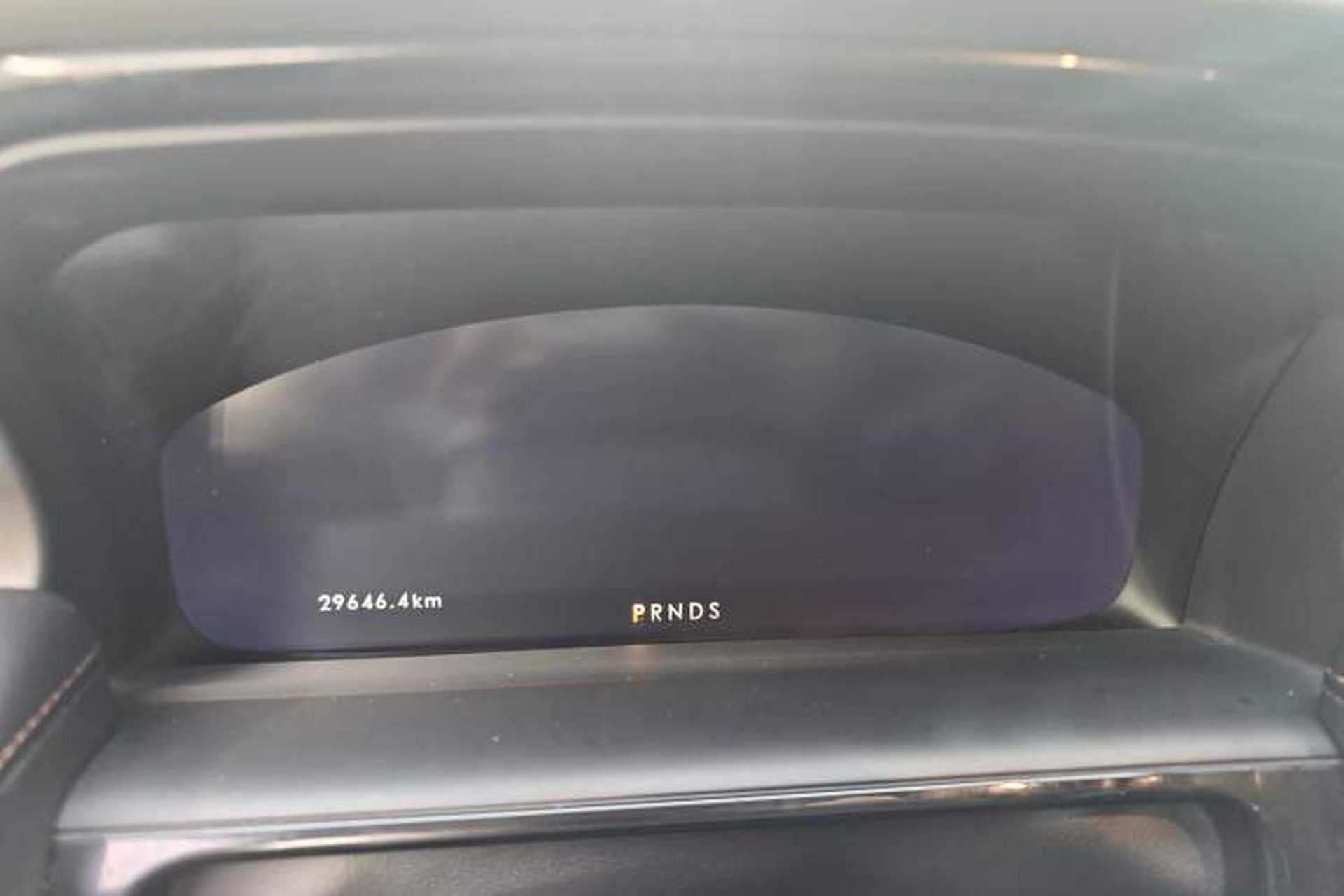 Used Lincoln Nautilus 2021 2.0T Four-Wheel Drive Luxury Edition Odometer Close Up