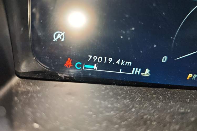 Used Lincoln Nautilus 2021 2.0T Four-Wheel Drive Luxury Edition Odometer Close Up