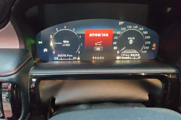 Used Lincoln Nautilus 2021 2.0T Four-Wheel-Drive California Coast Limited Edition Odometer Close Up