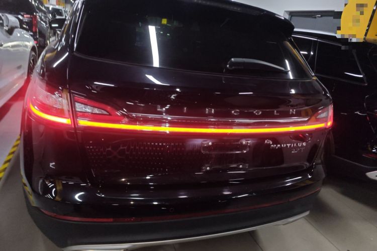 Used Lincoln Nautilus 2021 2.7T Four-Wheel Drive Prestige Edition Rear