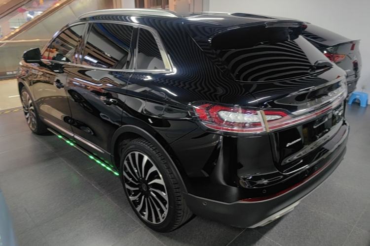 Used Lincoln Nautilus 2021 2.7T Four-Wheel-Drive Presidential Edition Rear Left 45 Deg