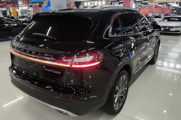 Used Lincoln Nautilus 2021 2.0T Four-Wheel Drive Luxury Edition Rear Right 45 Deg