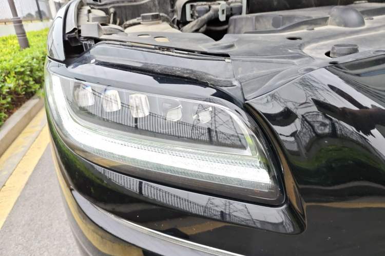 Used Lincoln Nautilus 2021 2.7T Four-Wheel Drive Prestige Edition Right Front Headlight