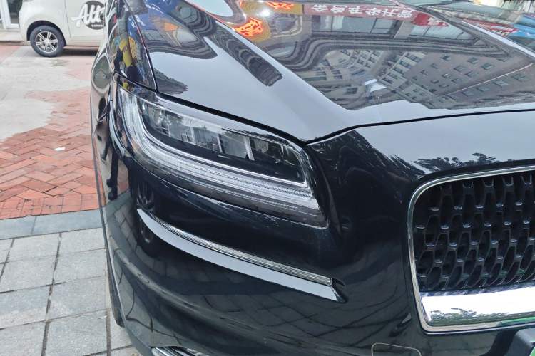 Used Lincoln Nautilus 2021 2.0T Four-Wheel-Drive California Coast Limited Edition Right Front Headlight