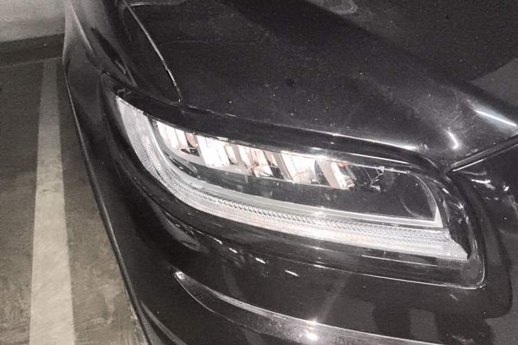 Used Lincoln Nautilus 2021 2.0T Four-Wheel Drive Luxury Edition Right Front Headlight