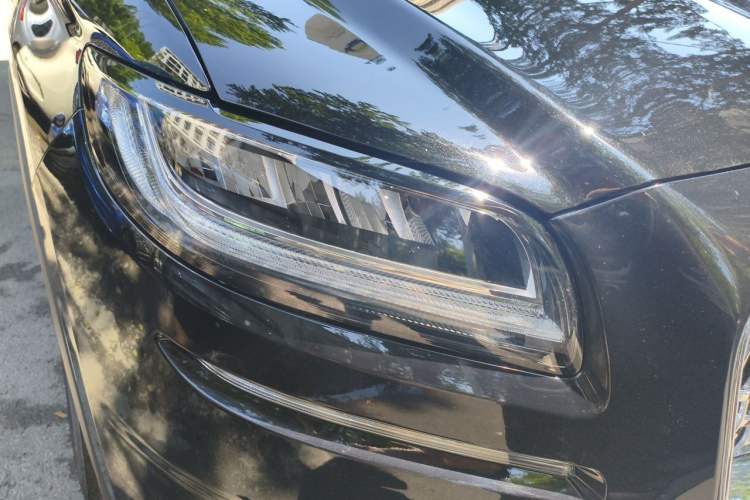 Used Lincoln Nautilus 2021 2.0T Four-Wheel Drive Luxury Edition Right Front Headlight