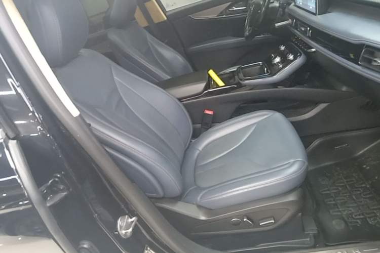 Used Lincoln Nautilus 2021 2.0T Four-Wheel Drive Luxury Edition Right Front Seat