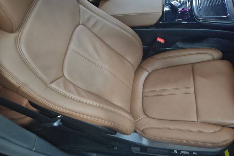 Used Lincoln Nautilus 2021 2.7T Four-Wheel Drive Prestige Edition Right Front Seat