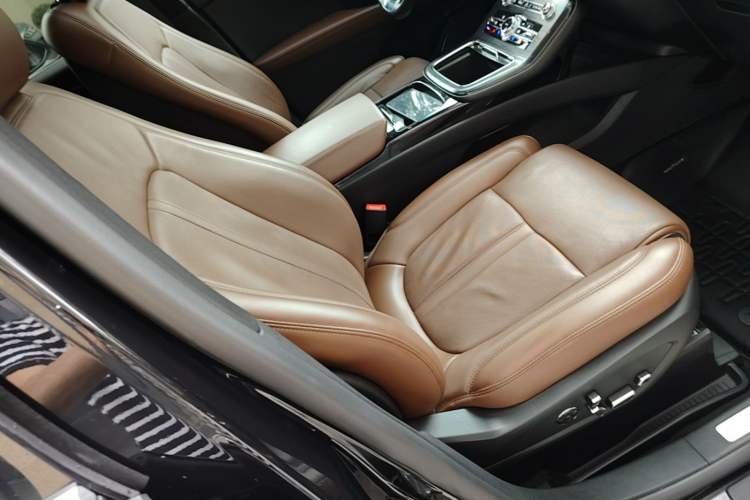 Used Lincoln Nautilus 2021 2.7T Four-Wheel Drive Prestige Edition Right Front Seat