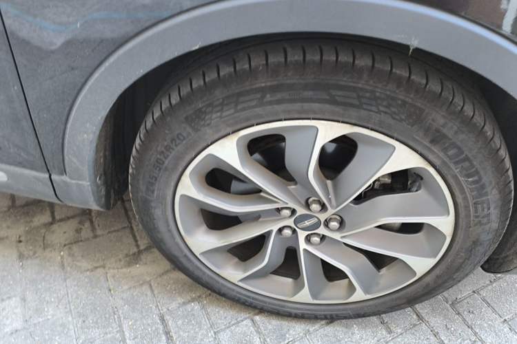 Used Lincoln Nautilus 2021 2.0T Four-Wheel Drive Luxury Edition Right Front Wheel Hub