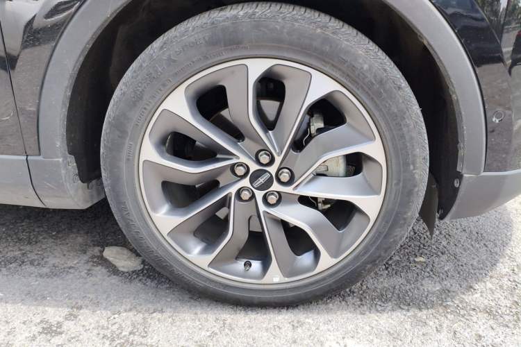 Used Lincoln Nautilus 2021 2.0T Four-Wheel Drive Luxury Edition Right Front Wheel Hub