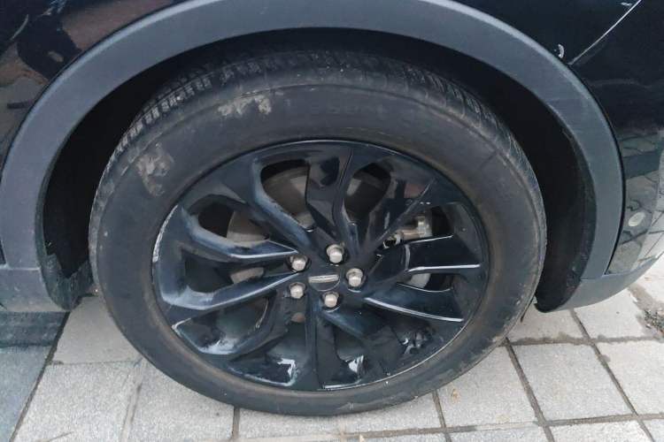 Used Lincoln Nautilus 2021 2.0T Four-Wheel-Drive California Coast Limited Edition Right Front Wheel Hub