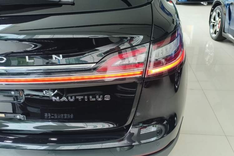 Used Lincoln Nautilus 2021 2.0T Four-Wheel Drive Luxury Edition Right Rear Taillight