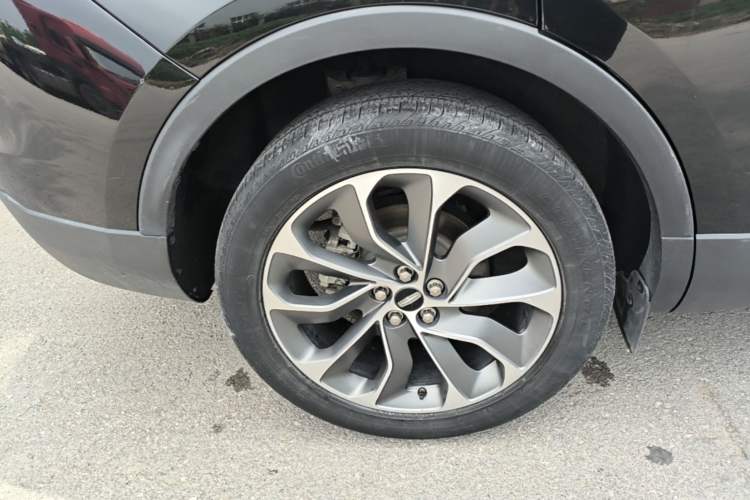 Used Lincoln Nautilus 2021 2.0T Four-Wheel Drive Luxury Edition Right Rear Wheel Hub