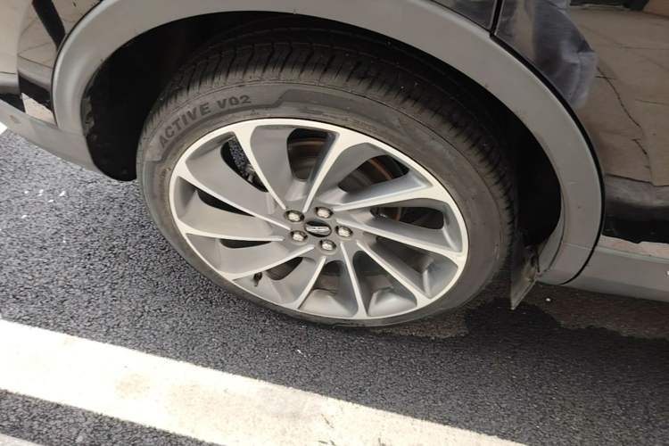 Used Lincoln Nautilus 2021 2.7T Four-Wheel Drive Prestige Edition Right Rear Wheel Hub