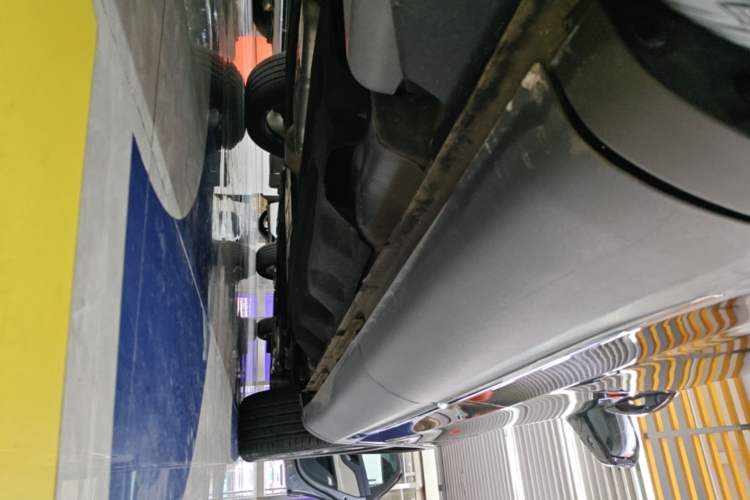 Used Lincoln Nautilus 2021 2.0T Four-Wheel Drive Luxury Edition Right Side Sill