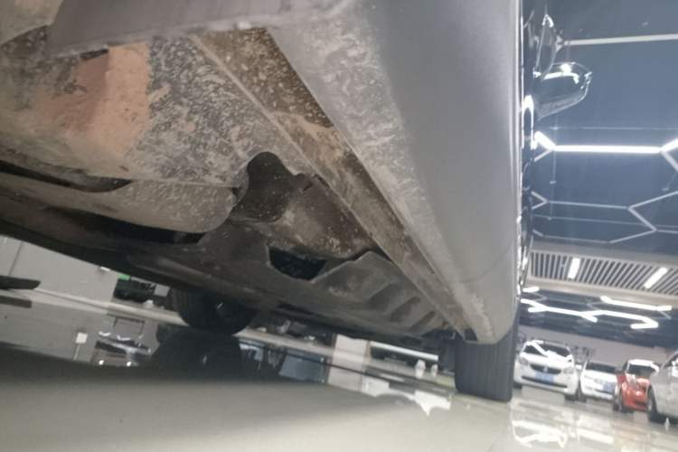 Used Lincoln Nautilus 2021 2.0T Four-Wheel Drive Luxury Edition Right Side Sill