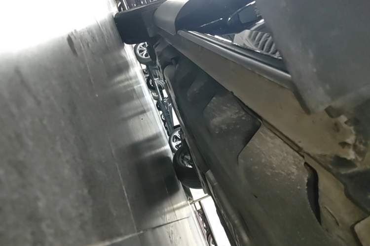 Used Lincoln Nautilus 2021 2.0T Four-Wheel Drive Luxury Edition Right Side Sill