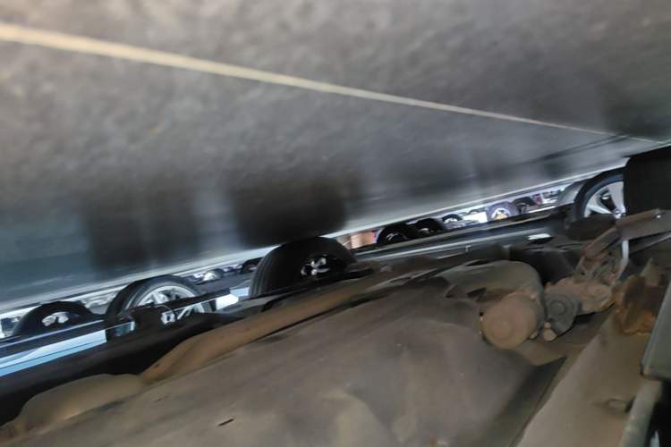 Used Lincoln Nautilus 2021 2.7T Four-Wheel-Drive Presidential Edition Right Side Sill