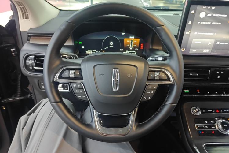Used Lincoln Nautilus 2021 2.0T Four-Wheel Drive Luxury Edition Steering Wheel