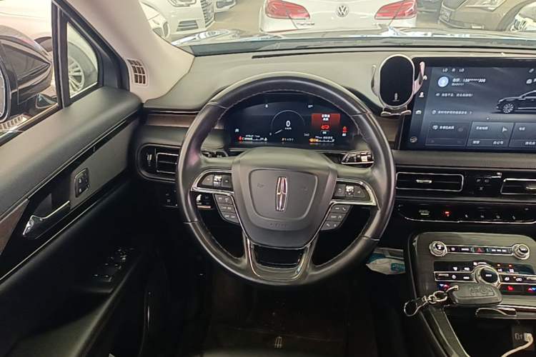Used Lincoln Nautilus 2021 2.0T Four-Wheel Drive Luxury Edition Steering Wheel