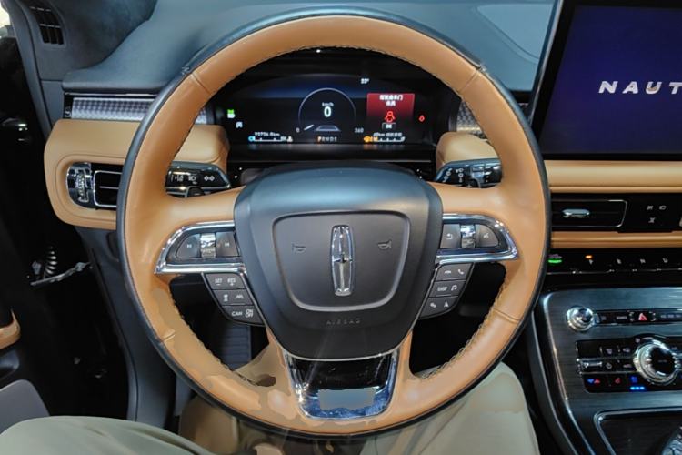 Used Lincoln Nautilus 2021 2.7T Four-Wheel-Drive Presidential Edition Steering Wheel