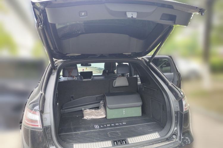 Used Lincoln Nautilus 2021 2.0T Four-Wheel Drive Luxury Edition Trunk