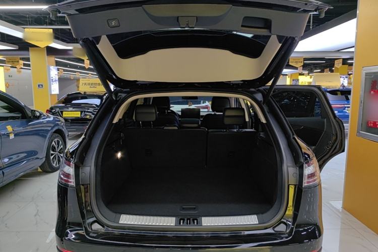 Used Lincoln Nautilus 2021 2.0T Four-Wheel Drive Luxury Edition Trunk