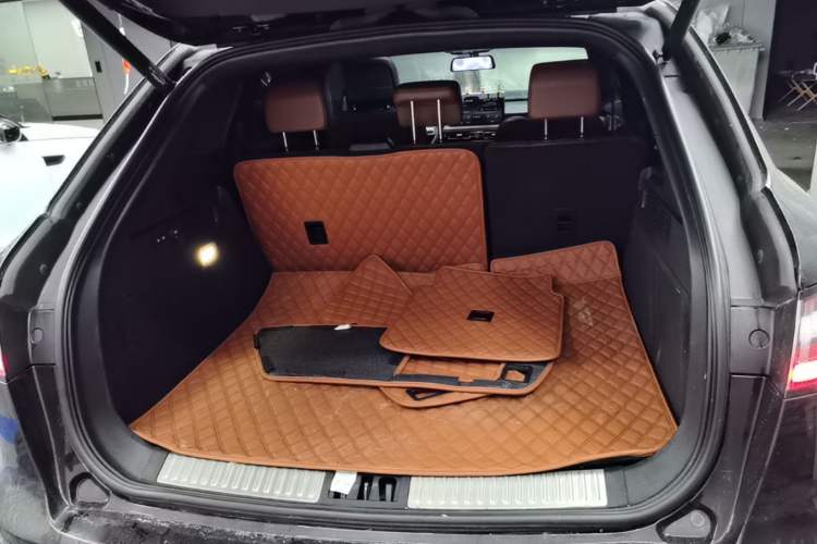 Used Lincoln Nautilus 2021 2.0T Four-Wheel Drive Luxury Edition Trunk