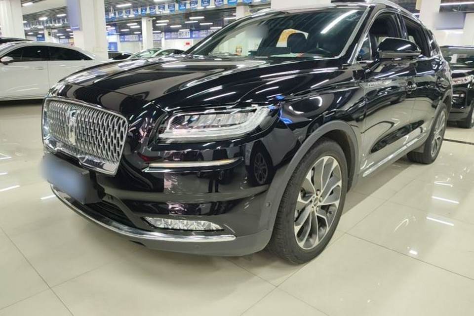 Lincoln Nautilus 2021