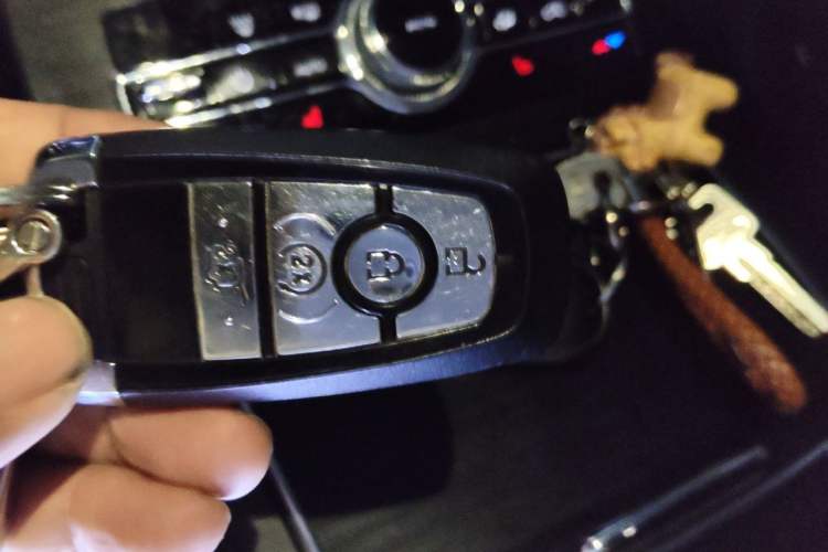 Used Lincoln Nautilus 2021 2.0T Four-Wheel Drive Luxury Edition Vehicle Key
