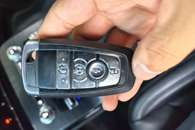 Used Lincoln Nautilus 2021 2.0T Four-Wheel Drive Luxury Edition Vehicle Key