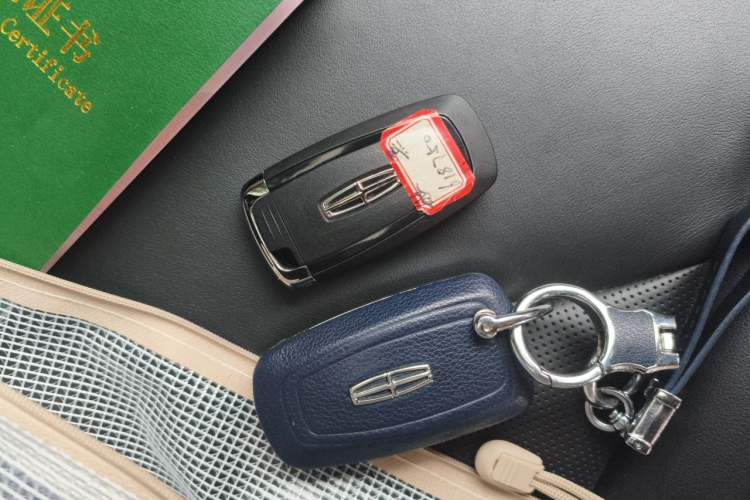 Used Lincoln Nautilus 2021 2.0T Four-Wheel Drive Luxury Edition Vehicle Key