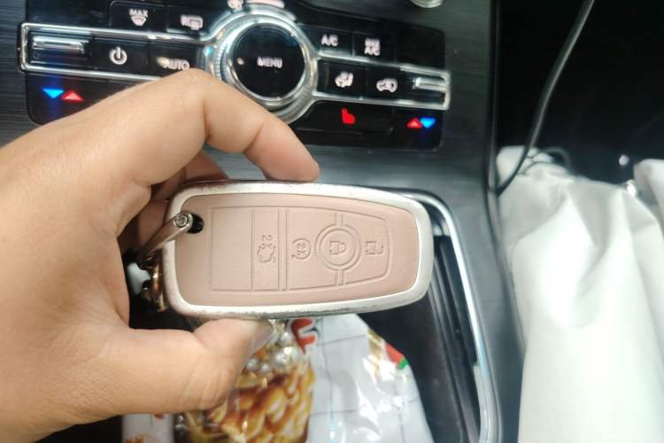 Used Lincoln Nautilus 2021 2.0T Four-Wheel Drive Luxury Edition Vehicle Key
