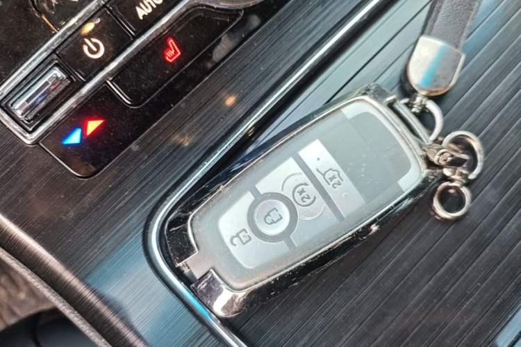Used Lincoln Nautilus 2021 2.0T Four-Wheel Drive Luxury Edition Vehicle Key