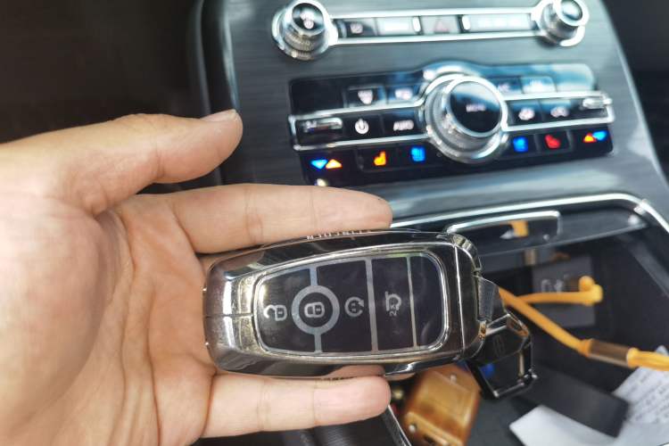 Used Lincoln Nautilus 2021 2.0T Four-Wheel Drive Luxury Edition Vehicle Key