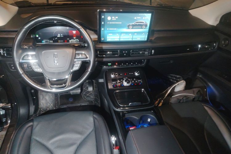 Used Lincoln Nautilus 2021 2.0T Four-Wheel Drive Luxury Edition Center Console