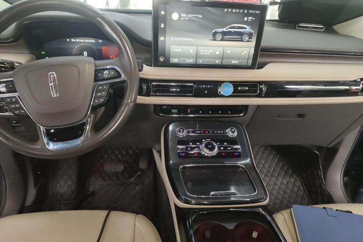 Used Lincoln Nautilus 2021 2.0T Four-Wheel Drive Luxury Edition Center Console