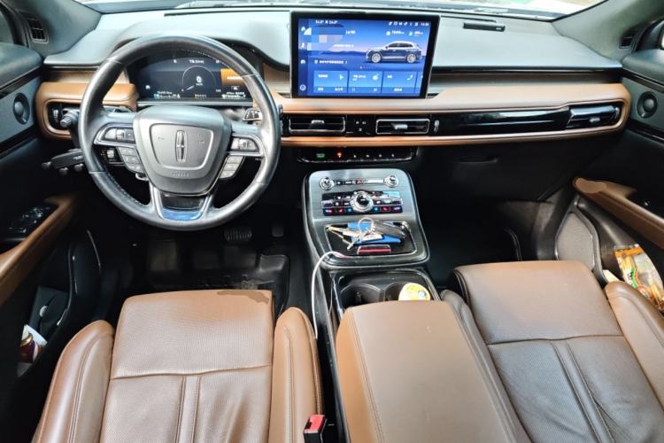 Used Lincoln Nautilus 2021 2.7T Four-Wheel Drive Prestige Edition Center Console