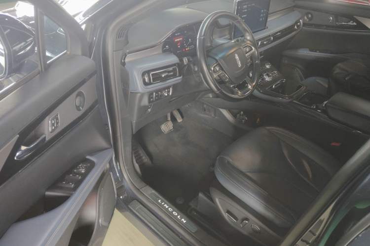 Used Lincoln Nautilus 2021 2.0T Four-Wheel Drive Luxury Edition Driver Seat
