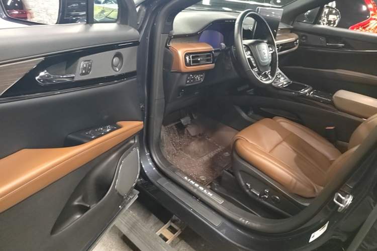 Used Lincoln Nautilus 2021 2.7T Four-Wheel Drive Prestige Edition Driver Seat