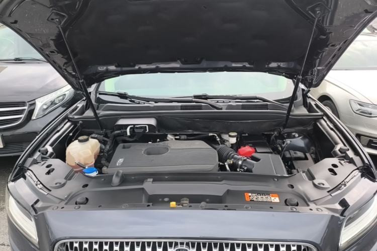 Used Lincoln Nautilus 2021 2.0T Four-Wheel Drive Luxury Edition Engine Bay