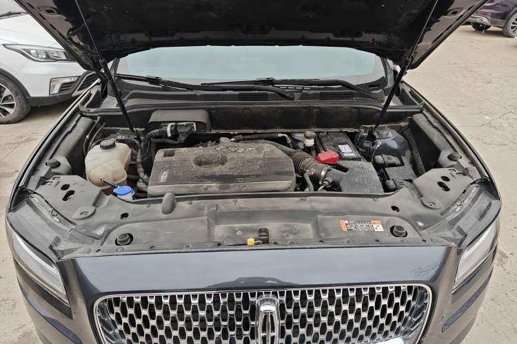 Used Lincoln Nautilus 2021 2.0T Four-Wheel Drive Luxury Edition Engine Bay