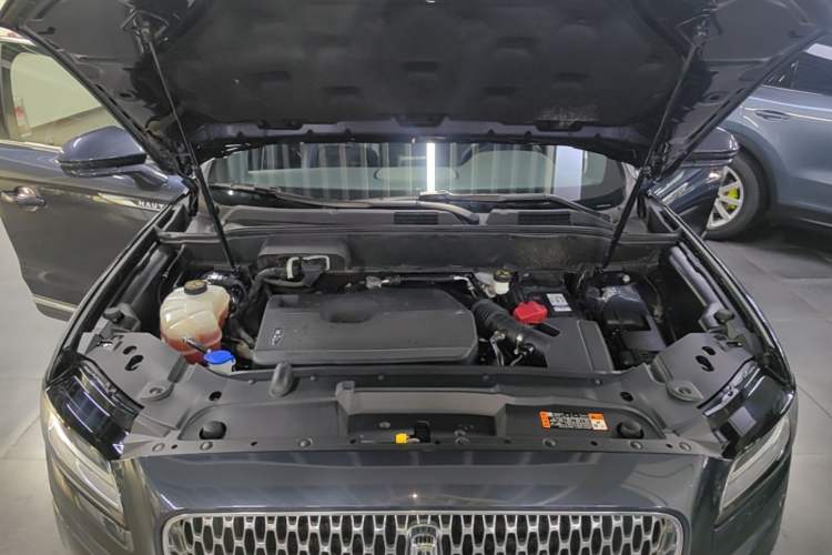 Used Lincoln Nautilus 2021 2.0T Four-Wheel Drive Luxury Edition Engine Bay